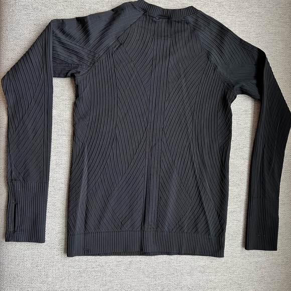 Lululemon ribbed long sleeve, black, size M. - Picture 2 of 3